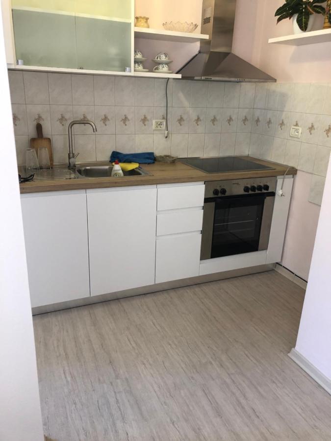 Itan'S Apartment-Lovely Guest Apartment In Center Tirana Esterno foto